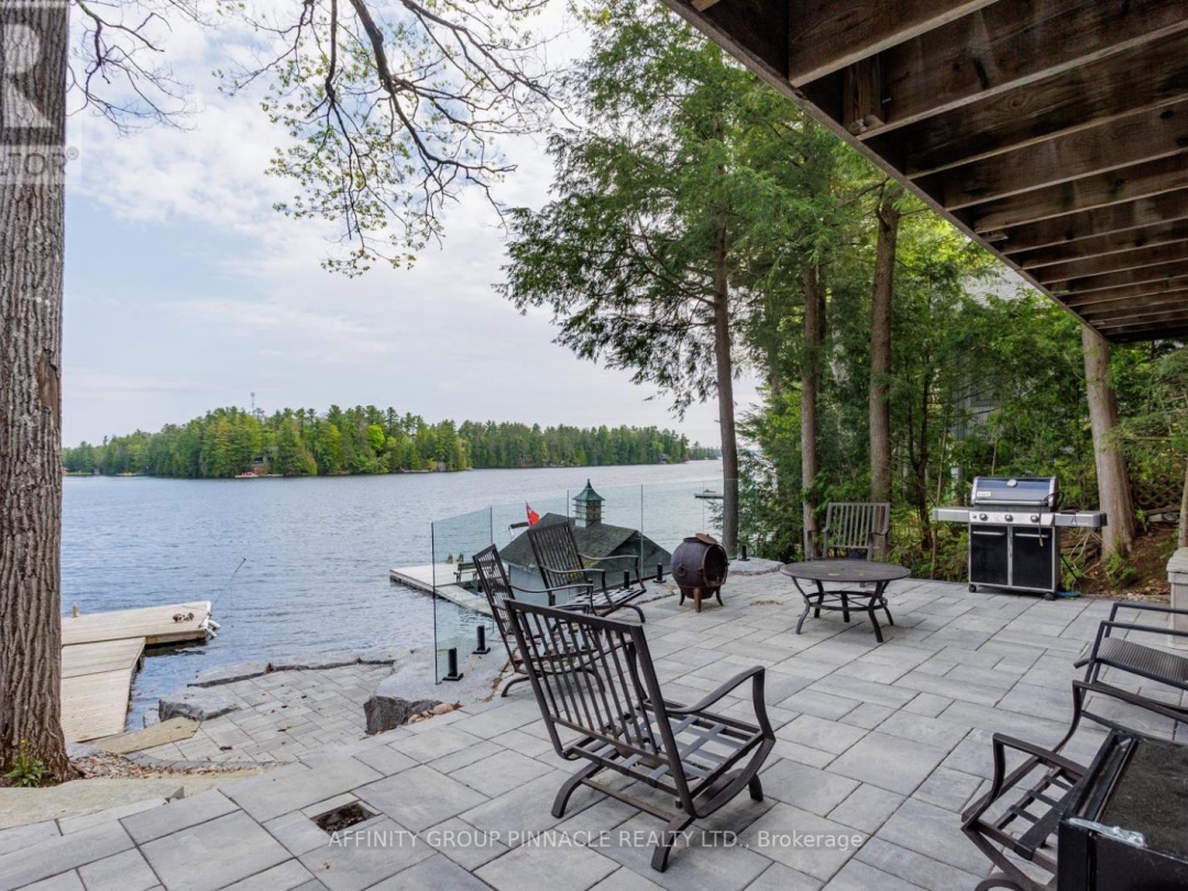 1403 Crystal Lake Road, Crystal Lake