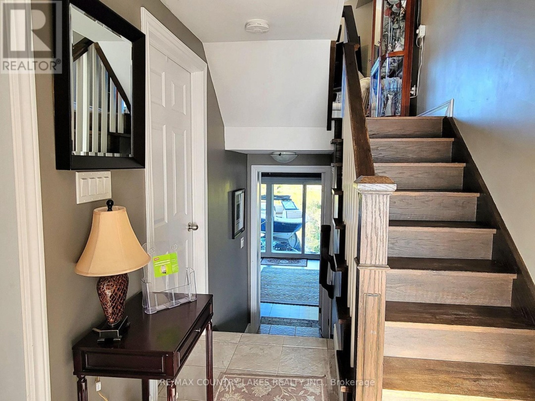 11 - 4 PARADISE BOULEVARD, 