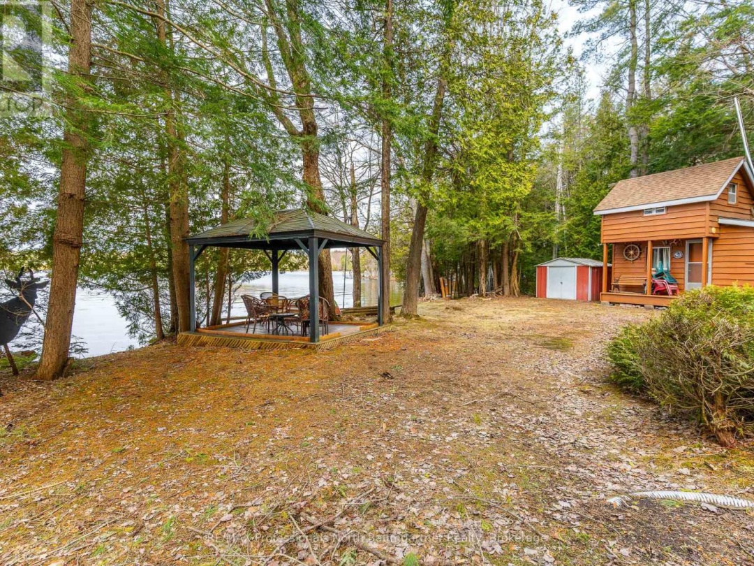 1189 Marathon Drive, Canning Lake