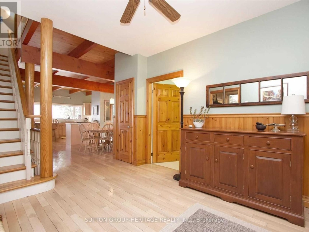 28 GOODMAN ROAD S, 
