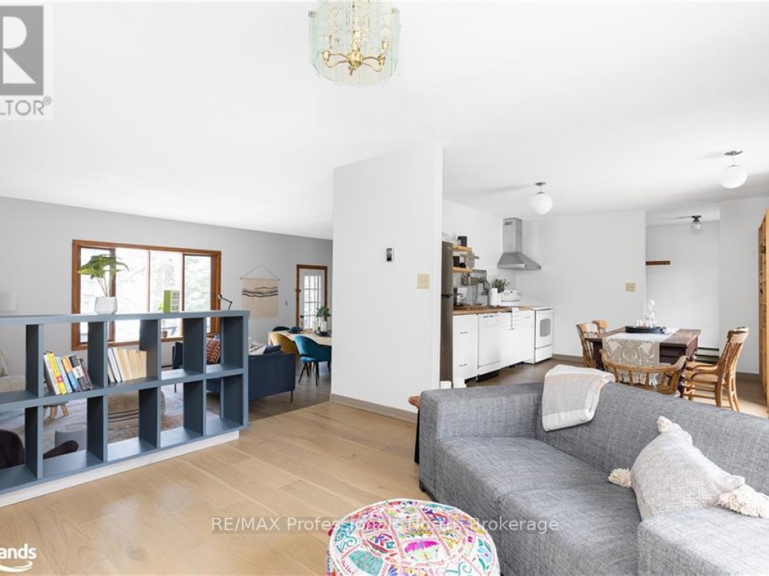 1001 HEMLOCK ROAD, Walker Lake