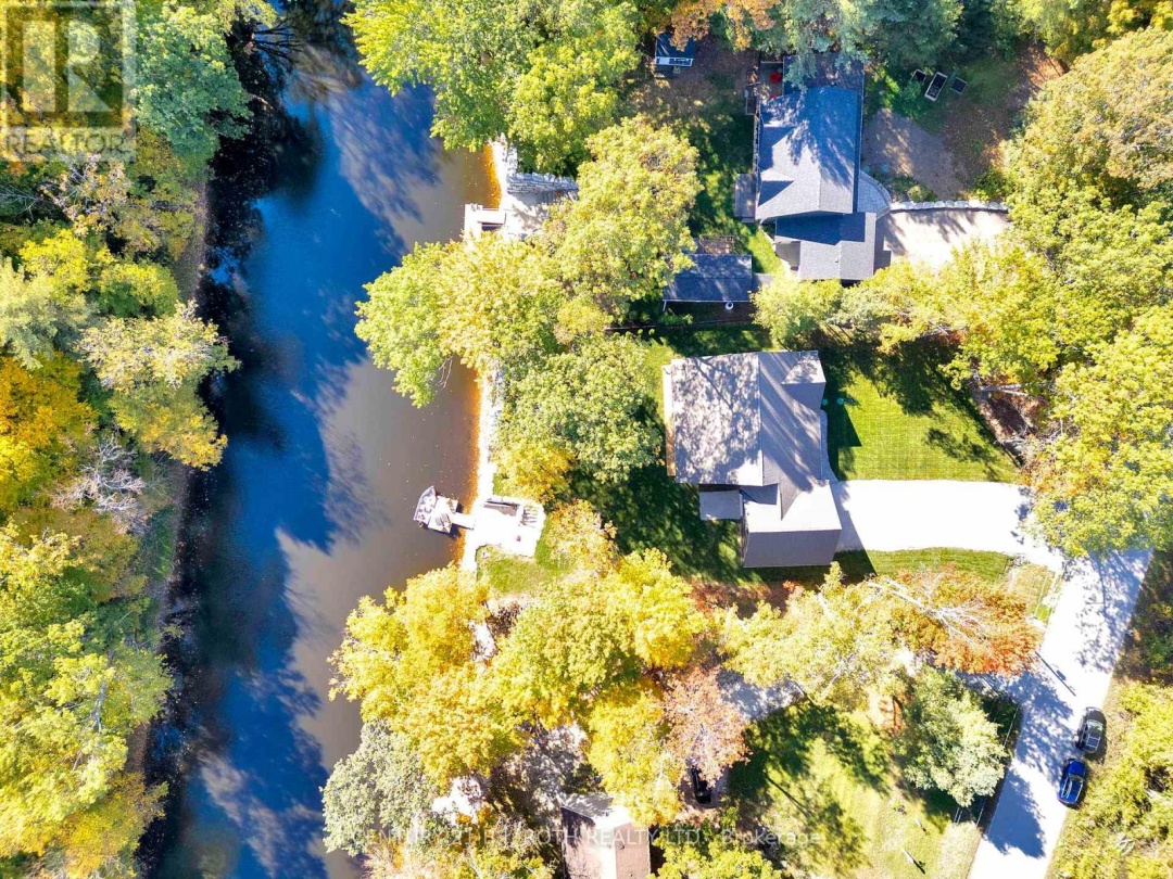 7377 DAVY DRIVE, 
