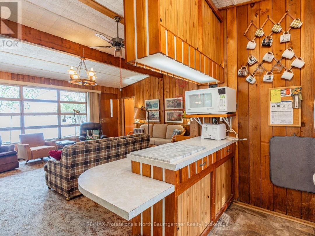 1189 Marathon Drive, Canning Lake