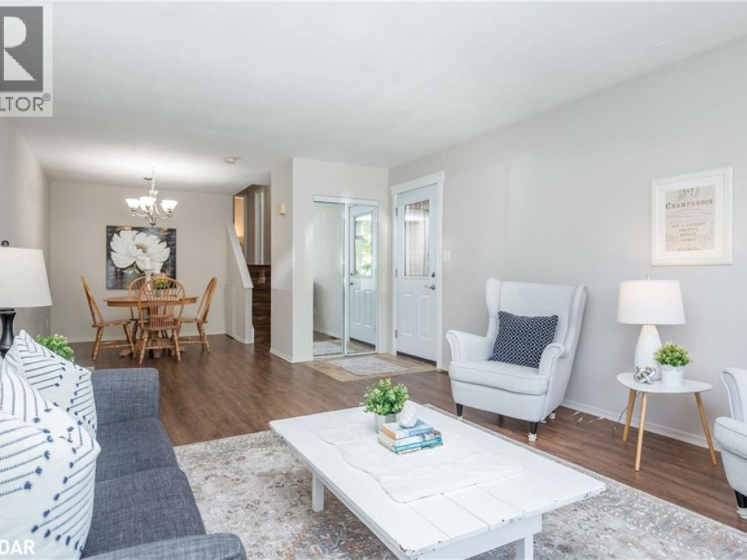 55 FITTONS Road E, 