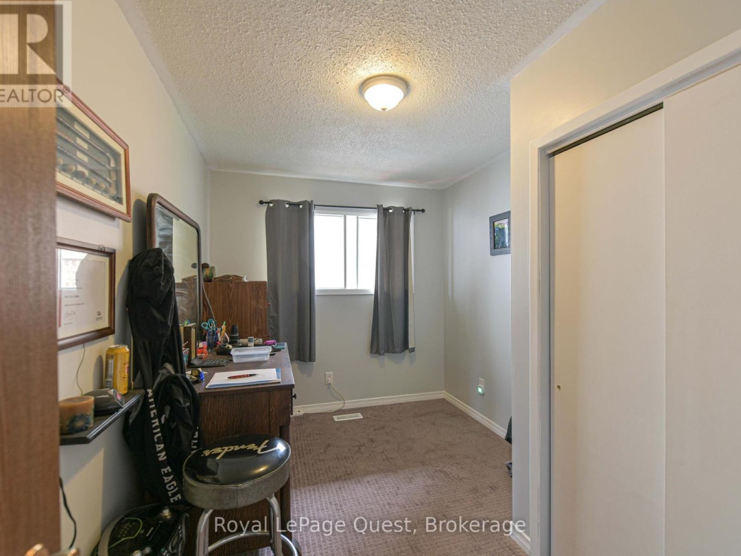 129 SIMCOE STREET, 