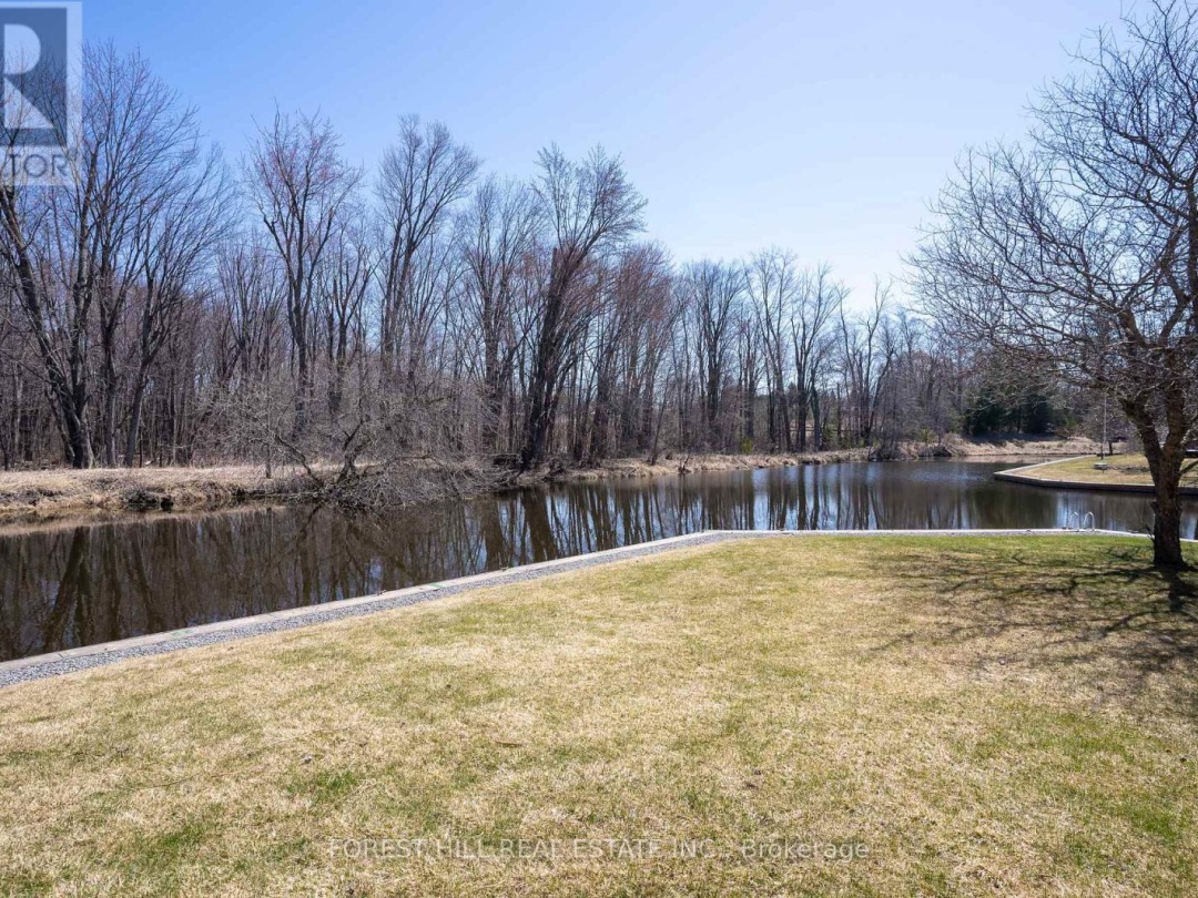 21 - 21 LAGUNA PARKWAY, Lake Simcoe