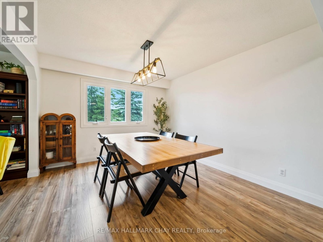 5 DEMONT DRIVE, 
