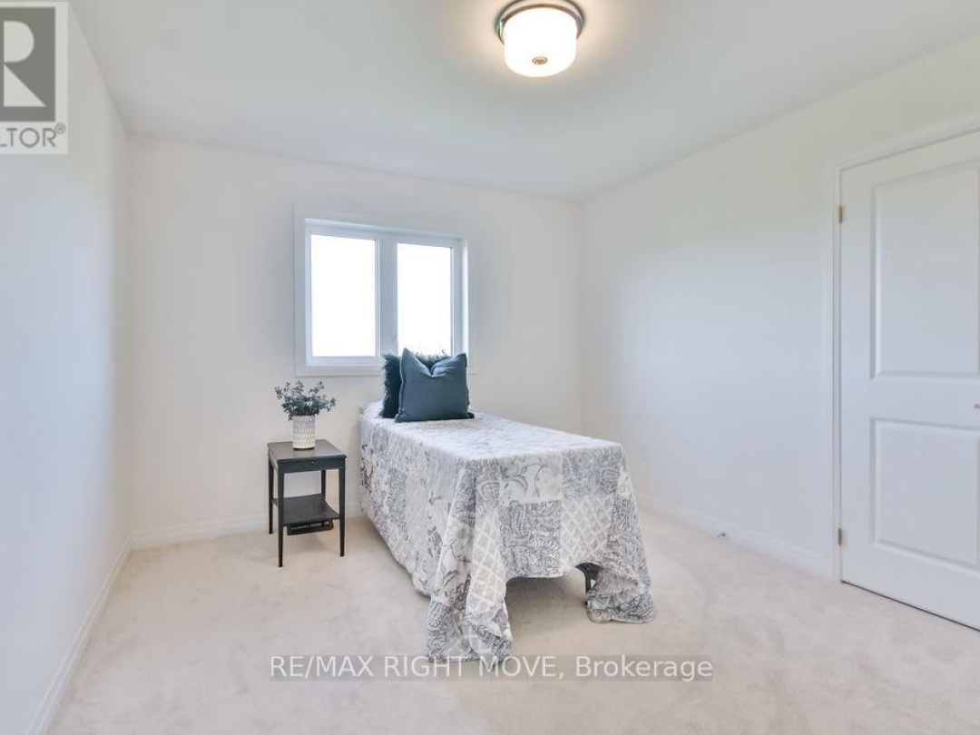 3721 QUAYSIDE DRIVE, 