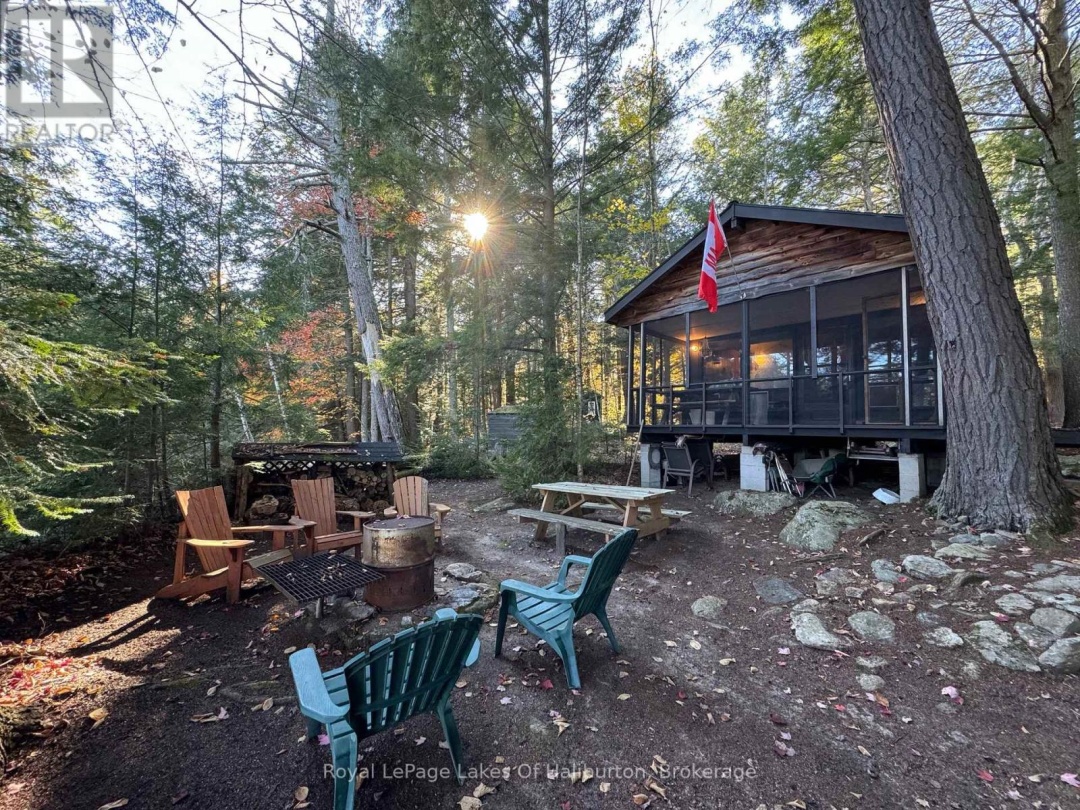 1017 Palace Drive, Little Kennisis Lake