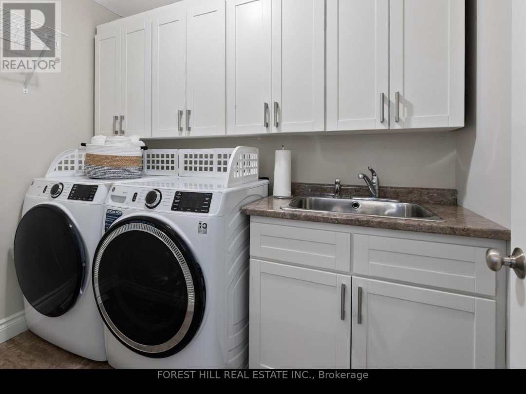 1025 TOWER CRESCENT, 