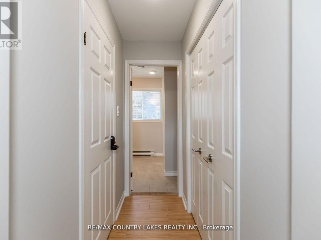 47 LAKE AVENUE, Lake Simcoe