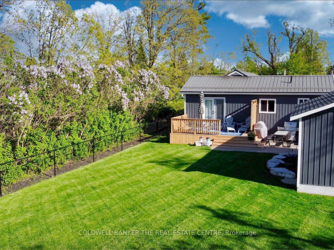 55 PRINCE STREET W, 