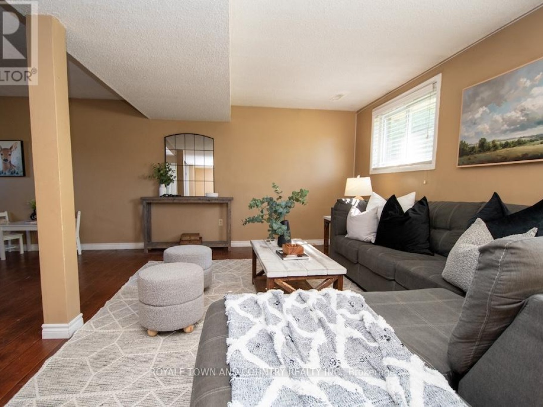 187 SKYLINE ROAD, 