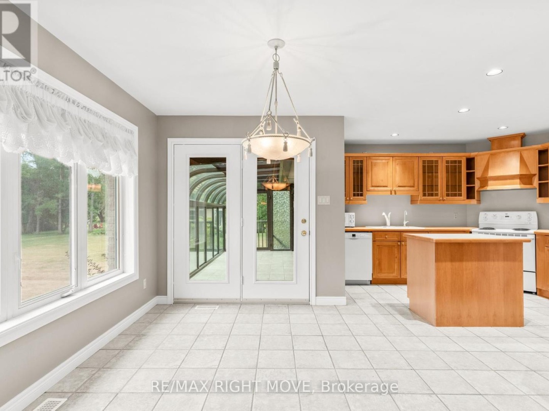 3 THICKETWOOD PLACE E, 