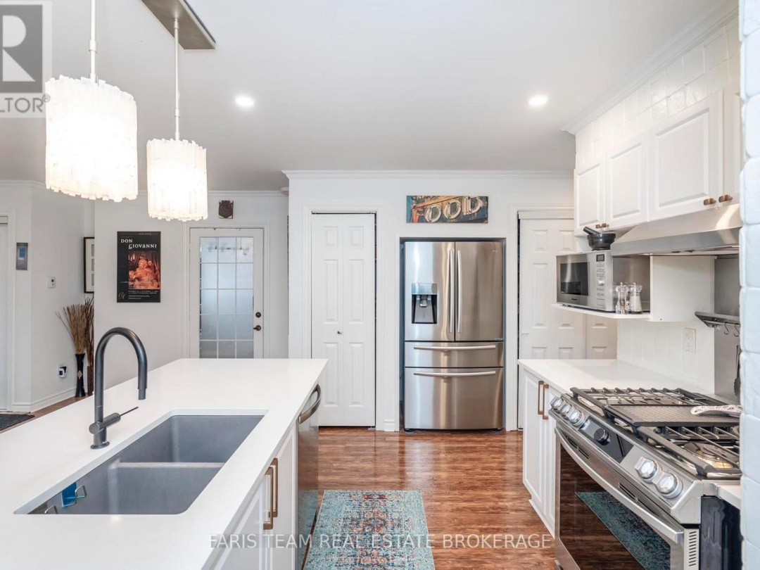 83 KING ROAD, 