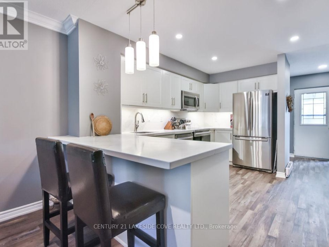 UNIT #7 - 70 LAGUNA PARKWAY, 