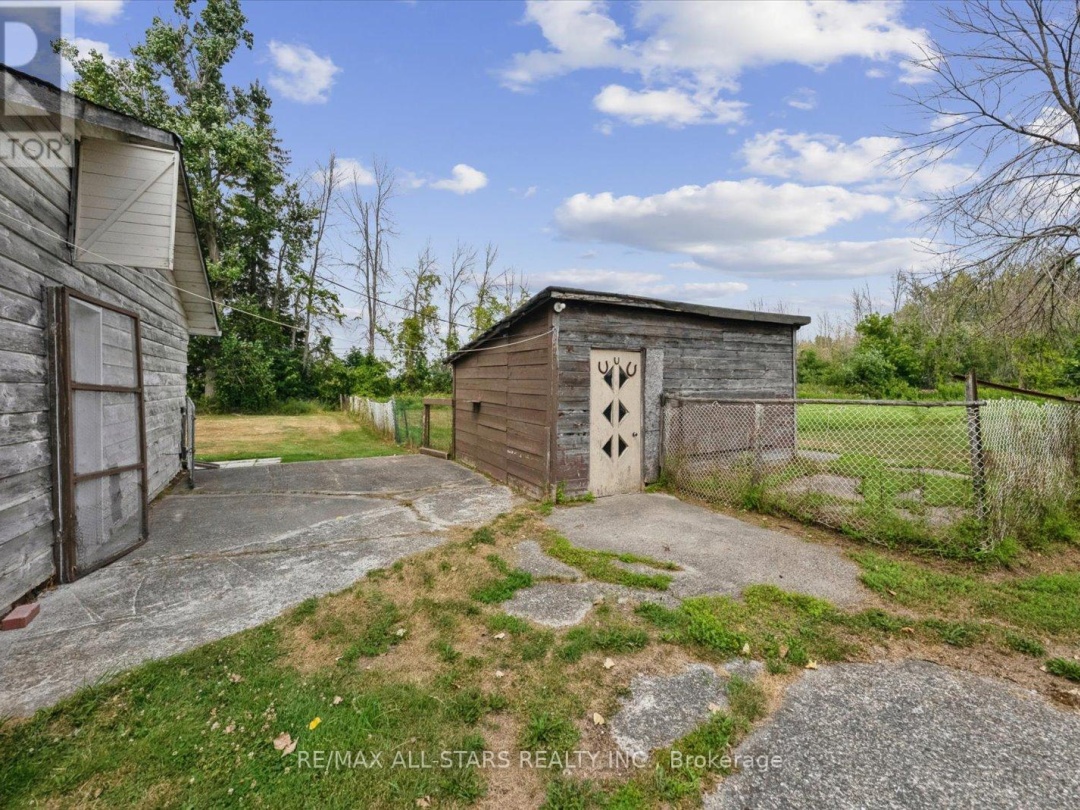 32805 THORAH SIDE ROAD, 