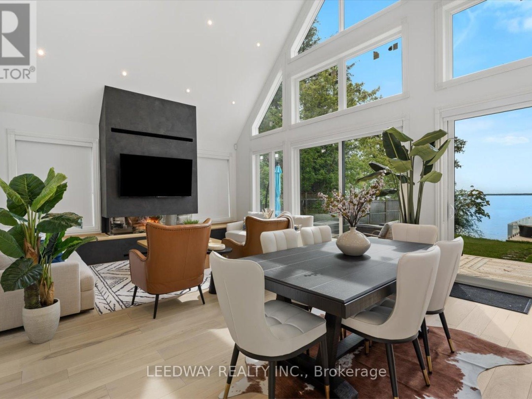 24410 Thorah Park Boulevard, Lake Simcoe