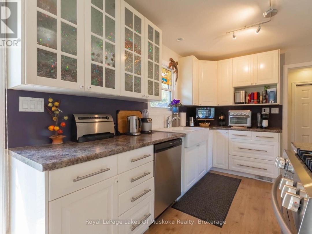 11 MEADOW PARK DRIVE, 