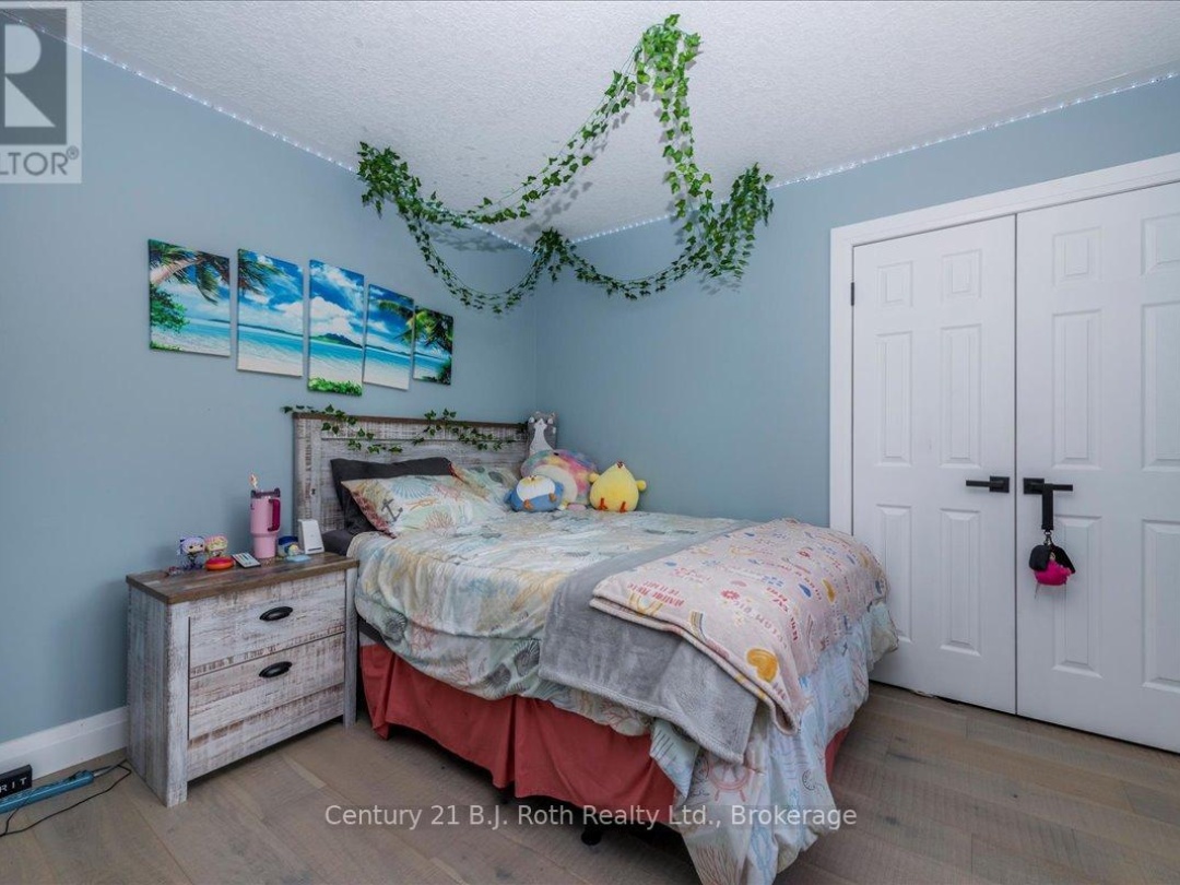 4 SHEPPARD DRIVE, 