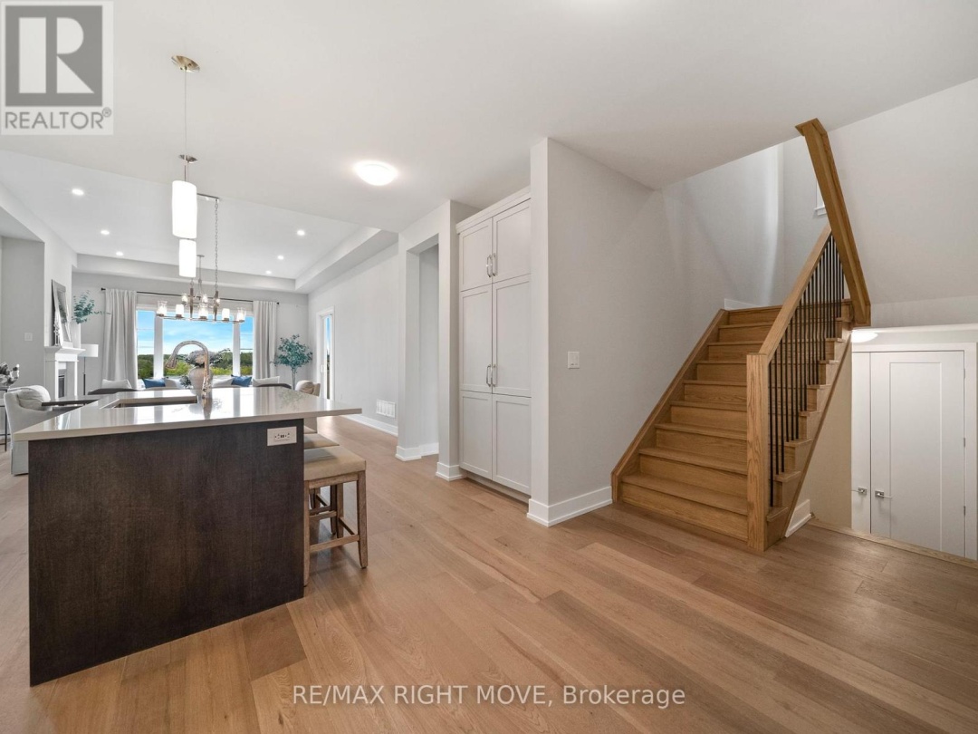 3192 Orion Boulevard, Orillia