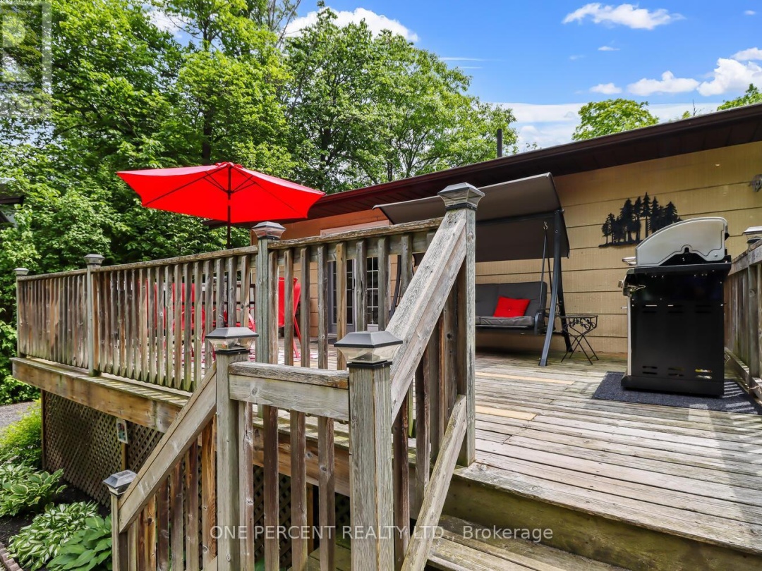 314 Riverside Drive, Pigeon Lake