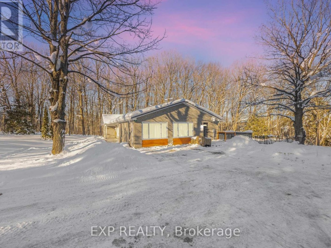 1083 Line 15 Line N, Oro-Medonte