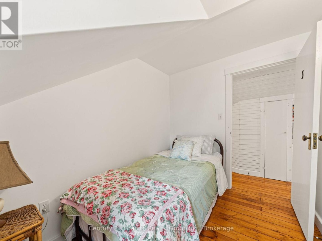 1050 WHISKEY JACK LANE, 