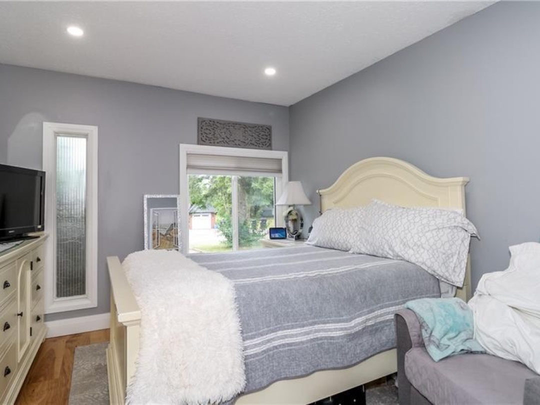 14 CONDER Drive, 