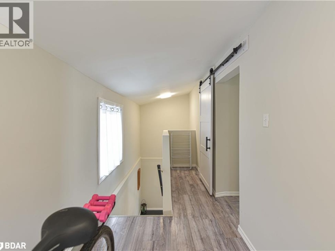 7187 BEACH Drive, 