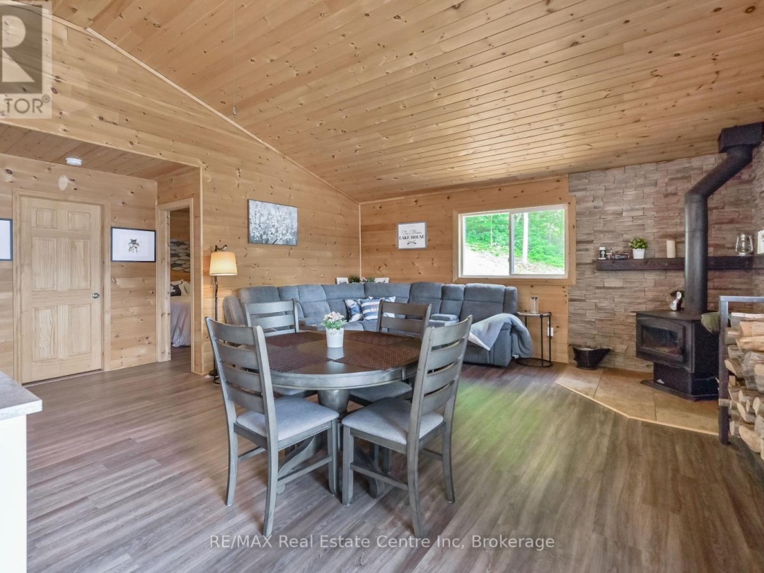 22 SOUTH CRANE LAKE ROAD, 