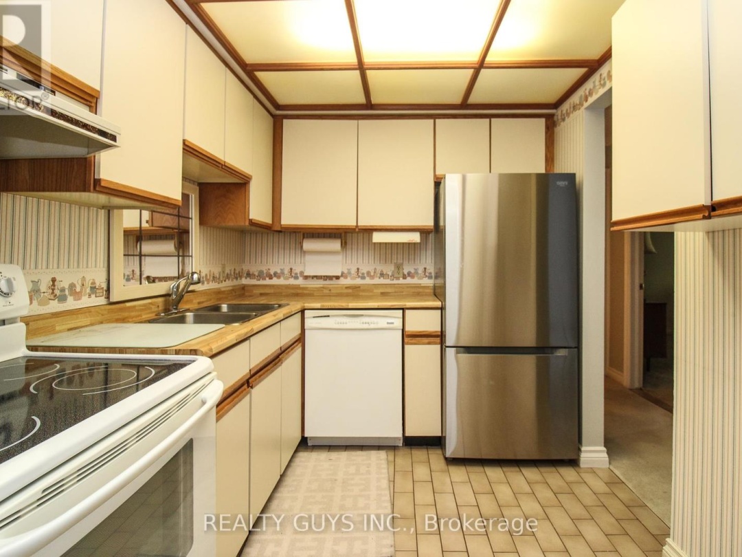 # 204 - 200 EAST STREET S, 