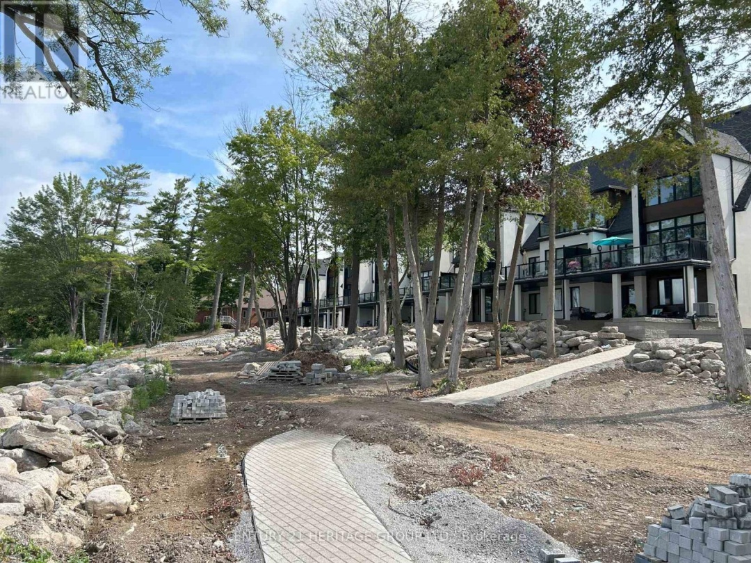 44 RUBY CRESCENT, 