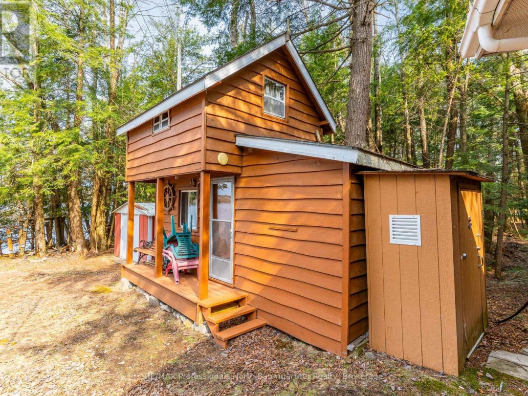 1189 Marathon Drive, Canning Lake