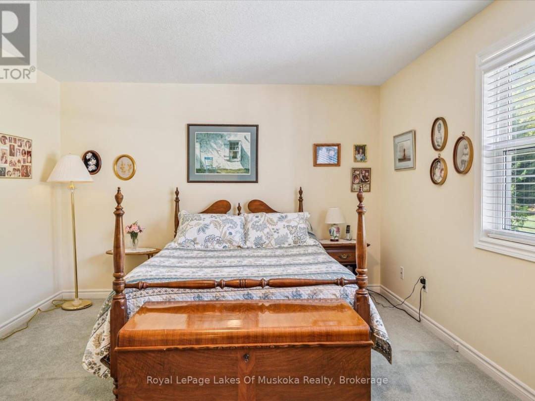 7 INVERARAY COURT, 