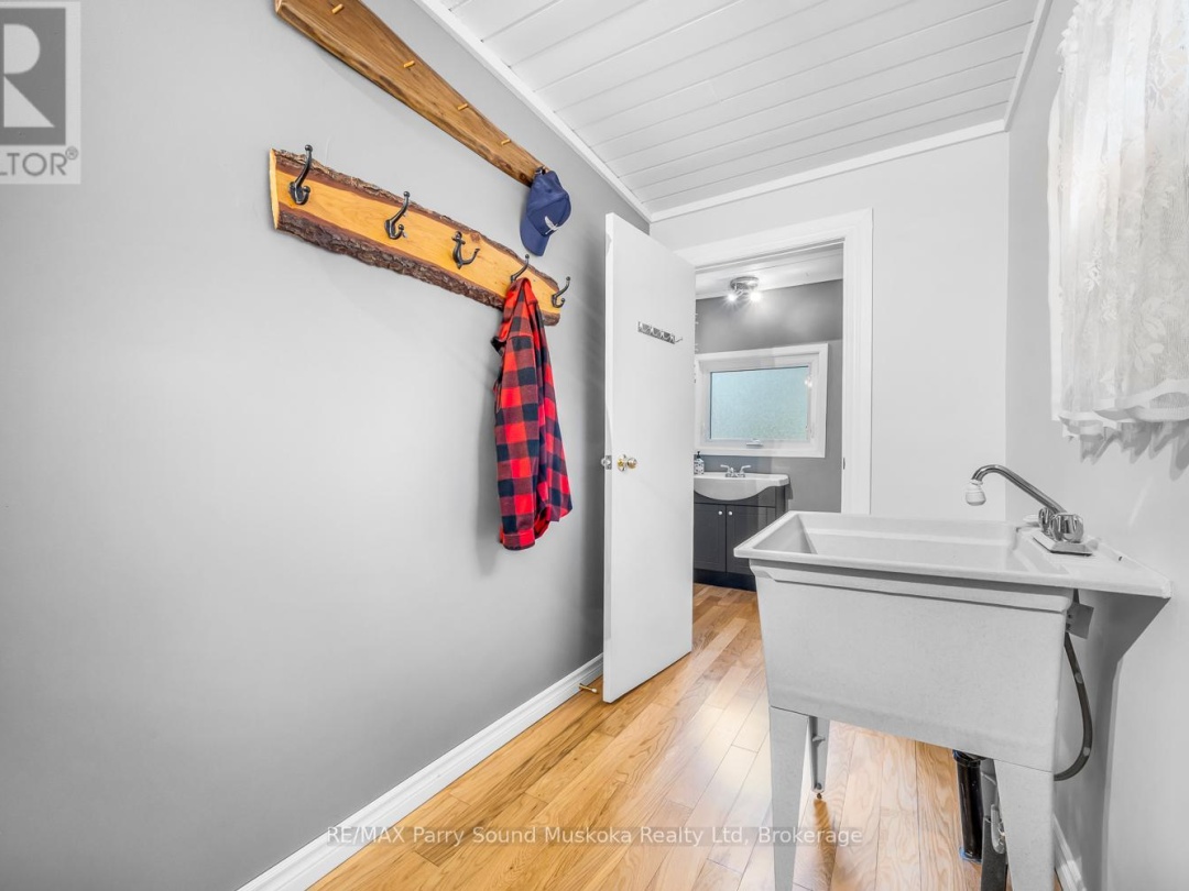 22 Dickinson Road, Manitouwabing Lake