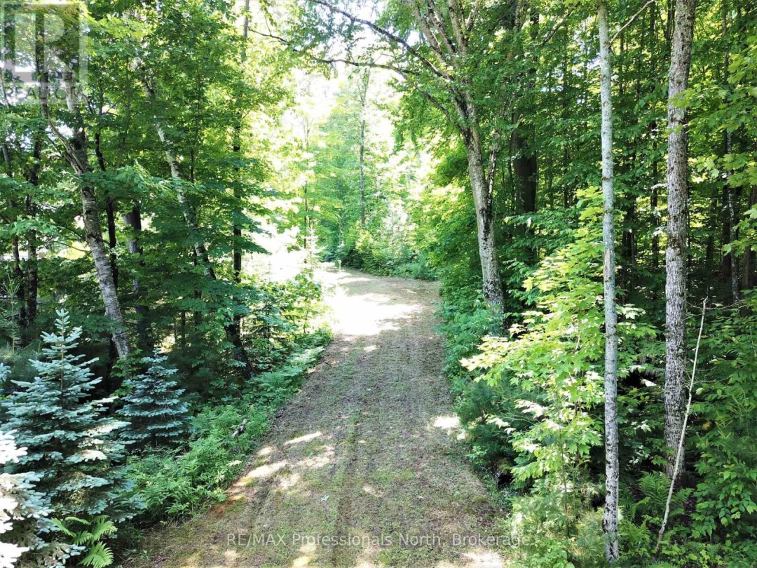 416 Swallowdale Road, Fairy Lake