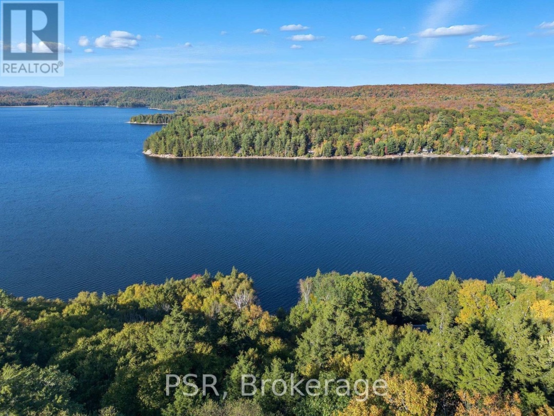 1399 BAYBREEZE LANE, 