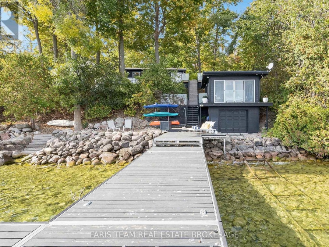 45 IVY LANE, 