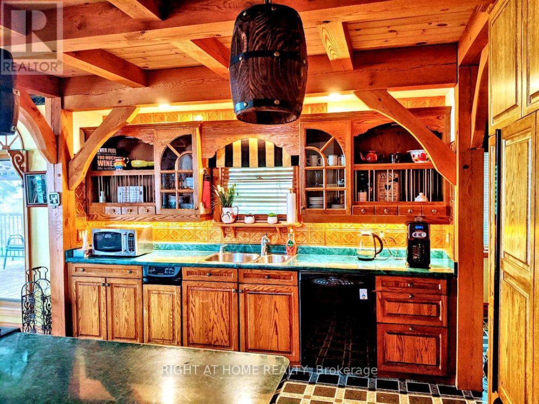70 BOURGEOIS BEACH ROAD, Georgian Bay