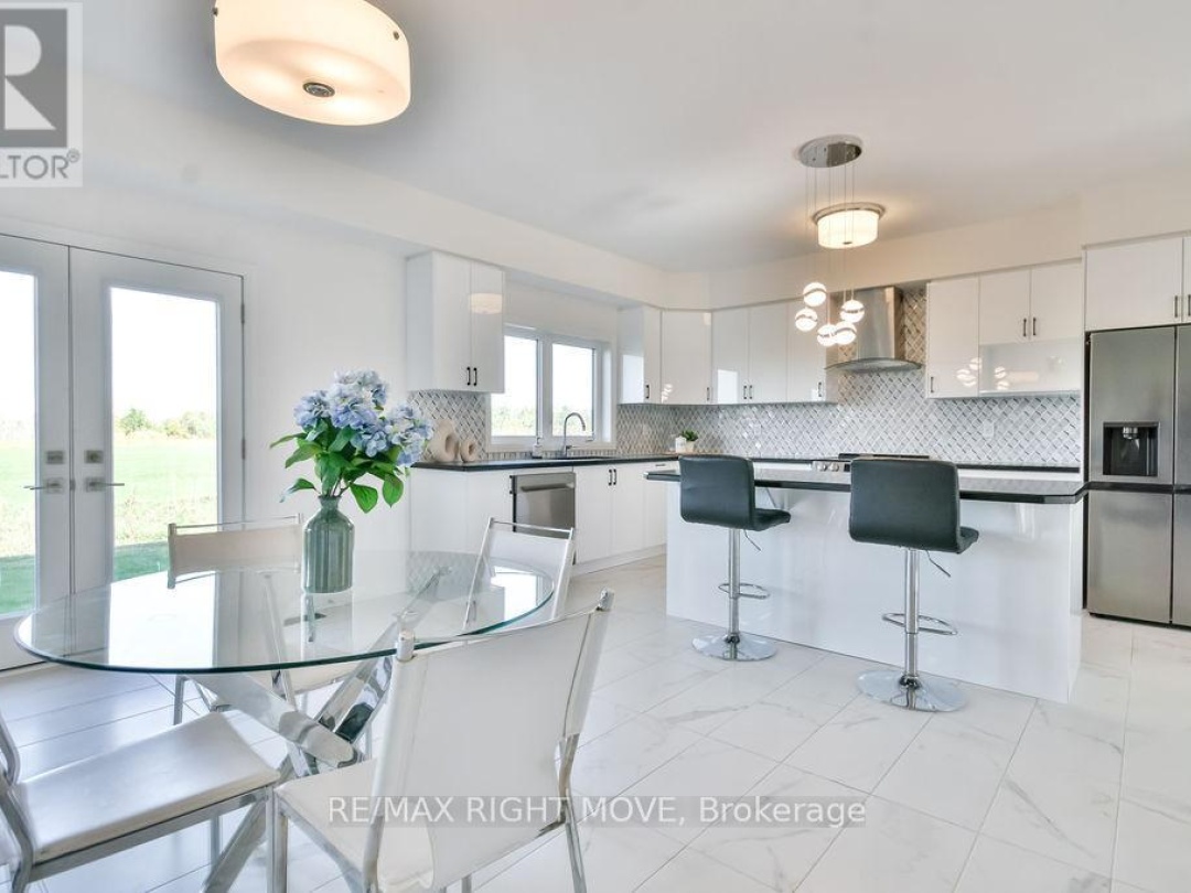 3721 QUAYSIDE DRIVE, 