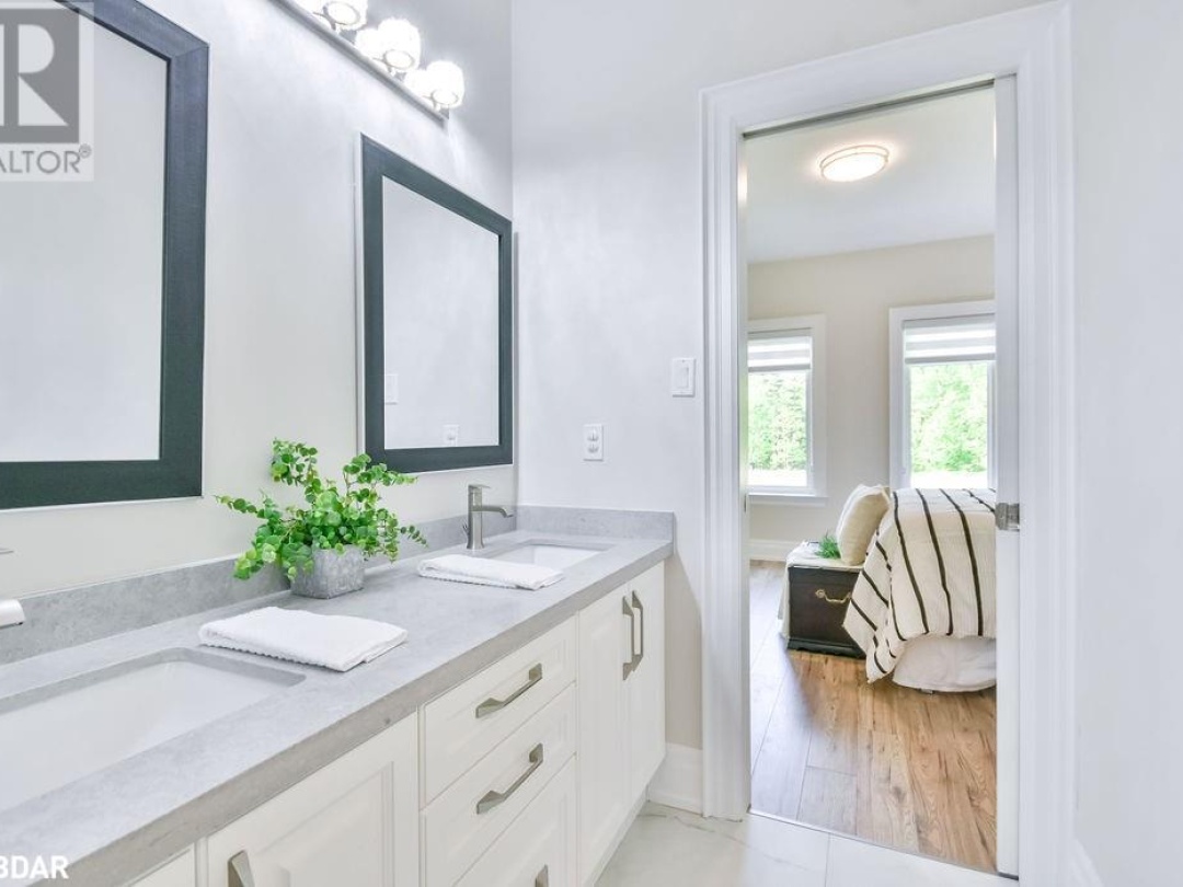 5142 SEVERN PINES Crescent, Washago
