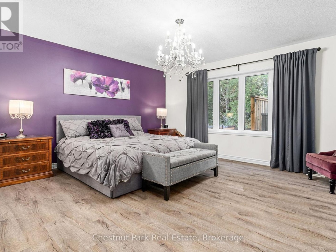 17 WINDSONG CRESCENT, 