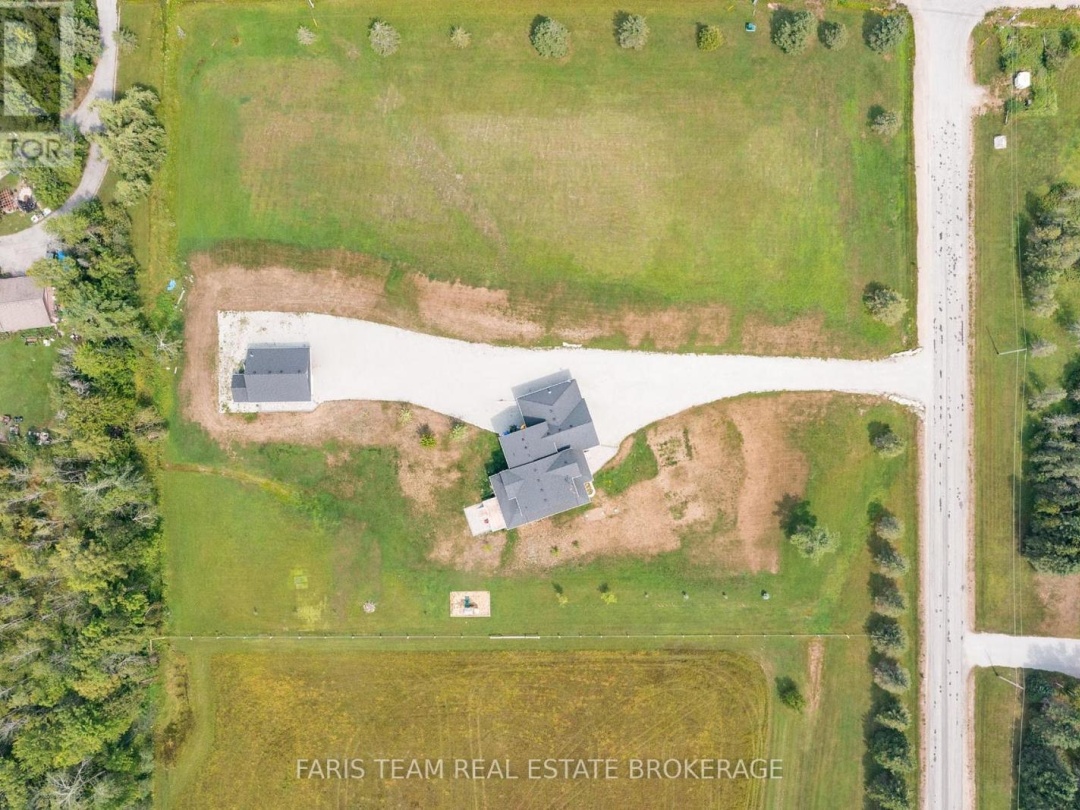 2448 STOCKDALE ROAD, 