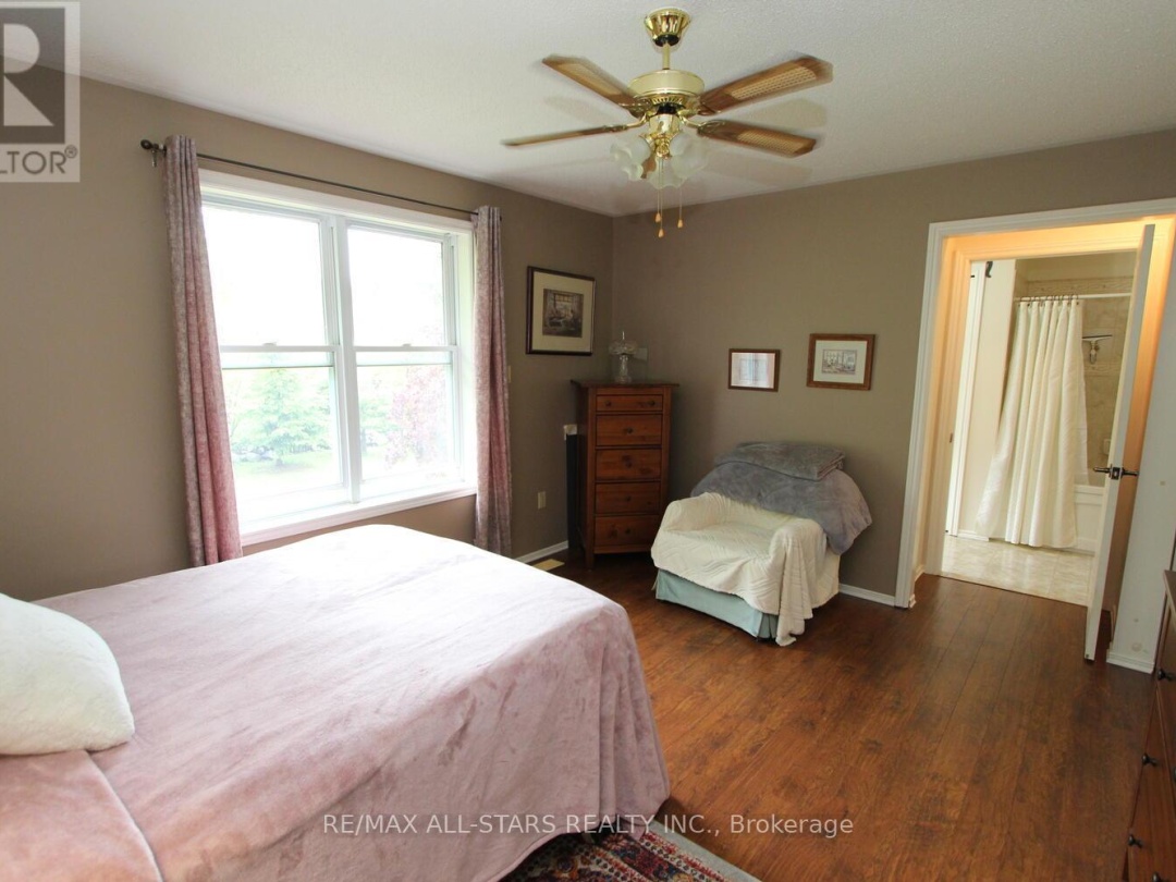 33 TATES BAY ROAD, 