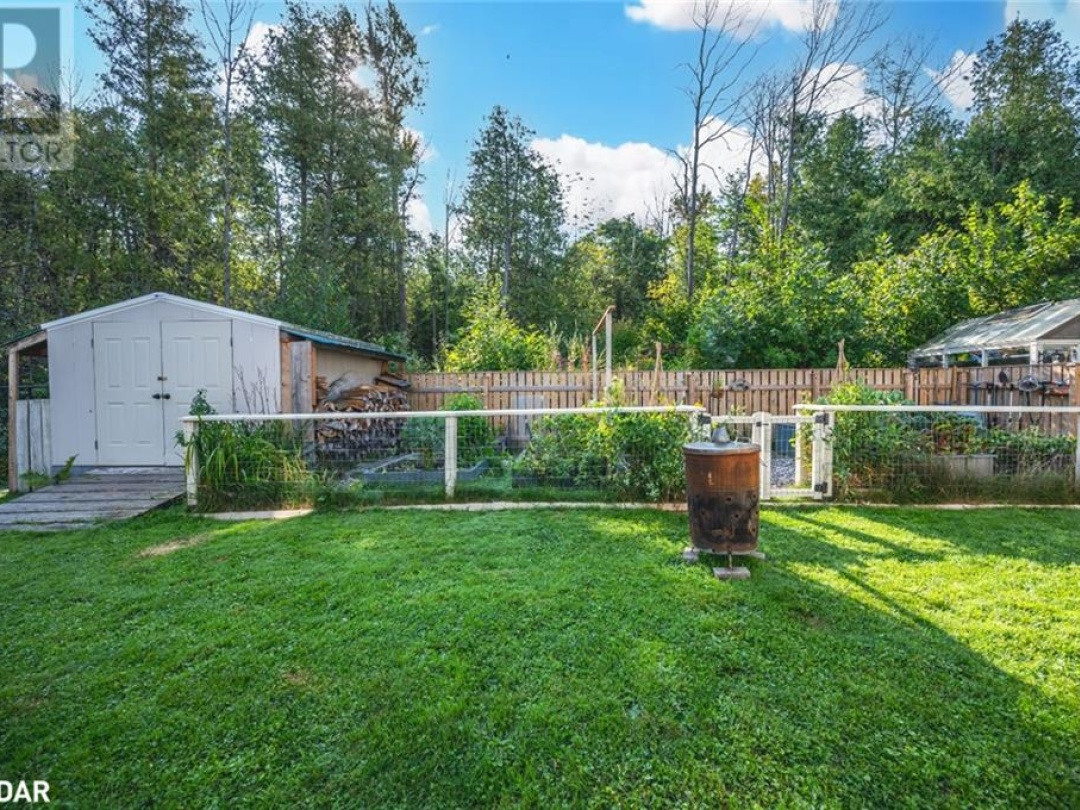 99 King Road, Waubaushene