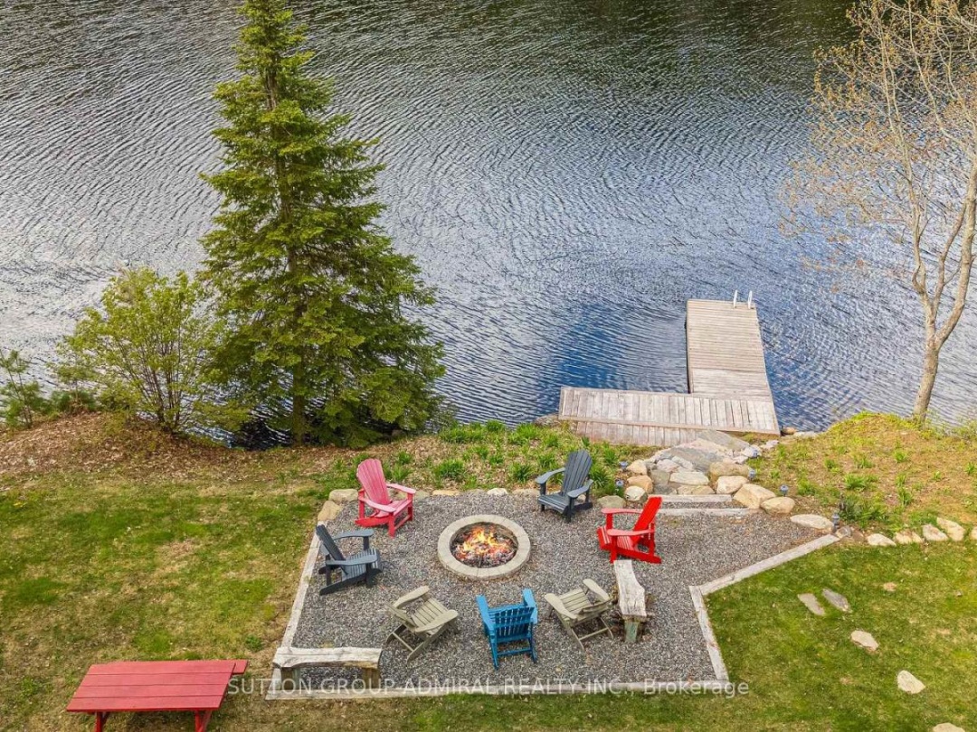 1023 KIRKPATRICK LANE, Muskoka River