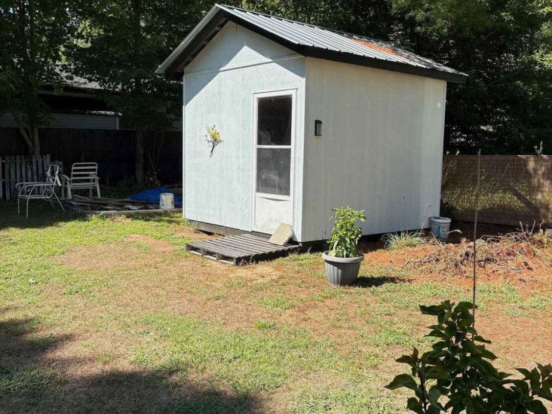 UNIT 402 - 1713 HIGHWAY 11, SOUTH S, 