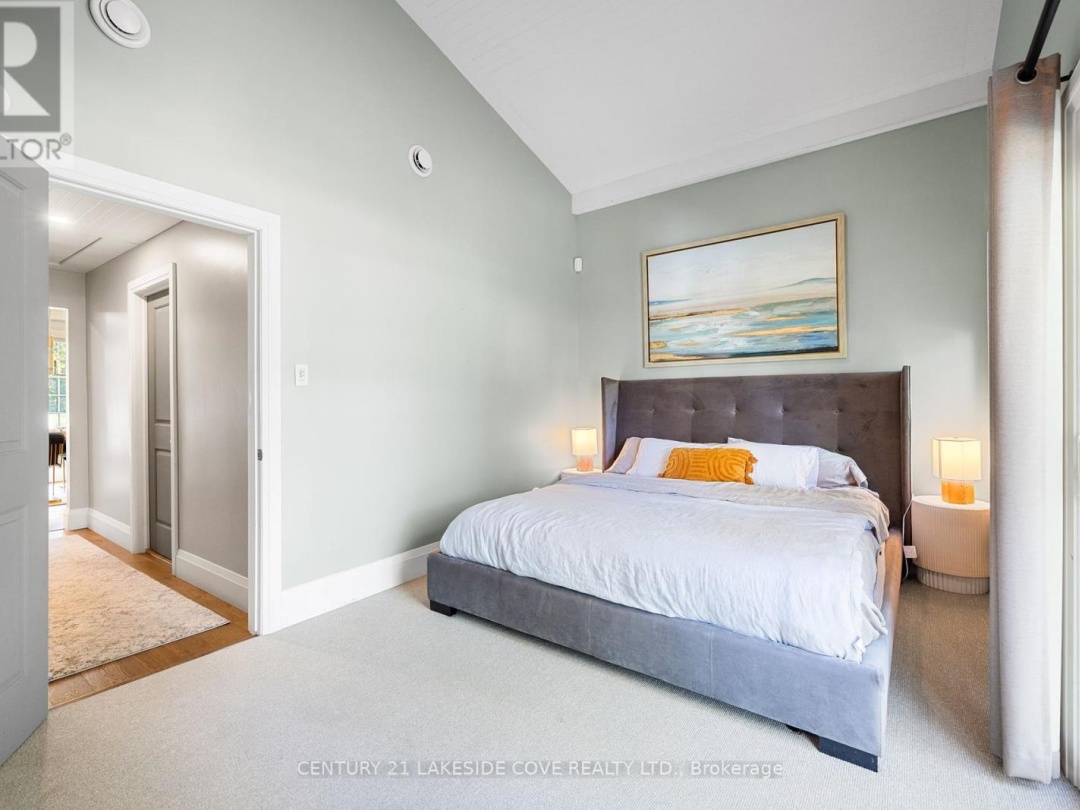 27 POPLAR CRESCENT, 