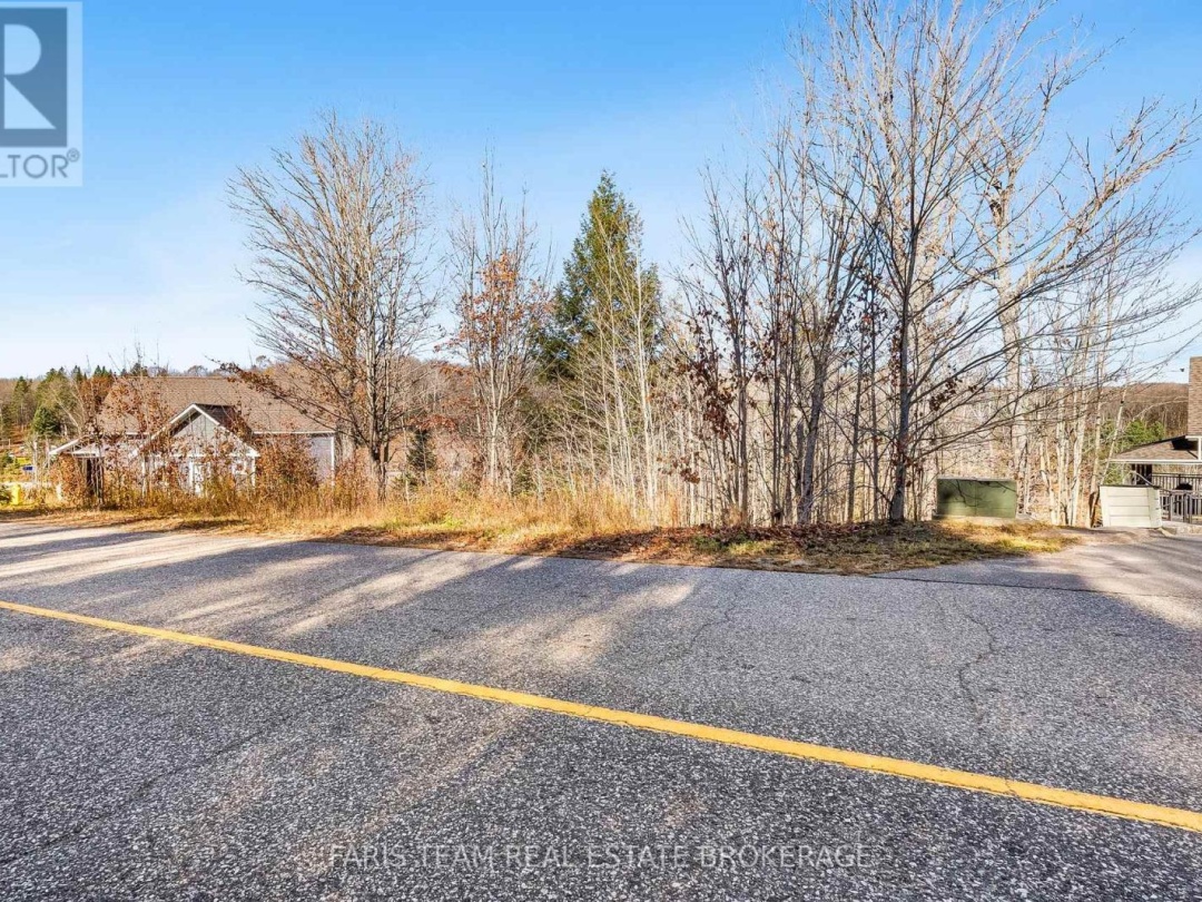 19 DEERHURST HIGHLANDS DRIVE,